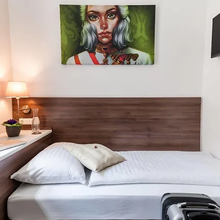 إربان ستاي سيتي 3*