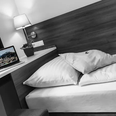 إربان ستاي سيتي 3*