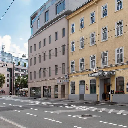 Urban Hotel 3*
